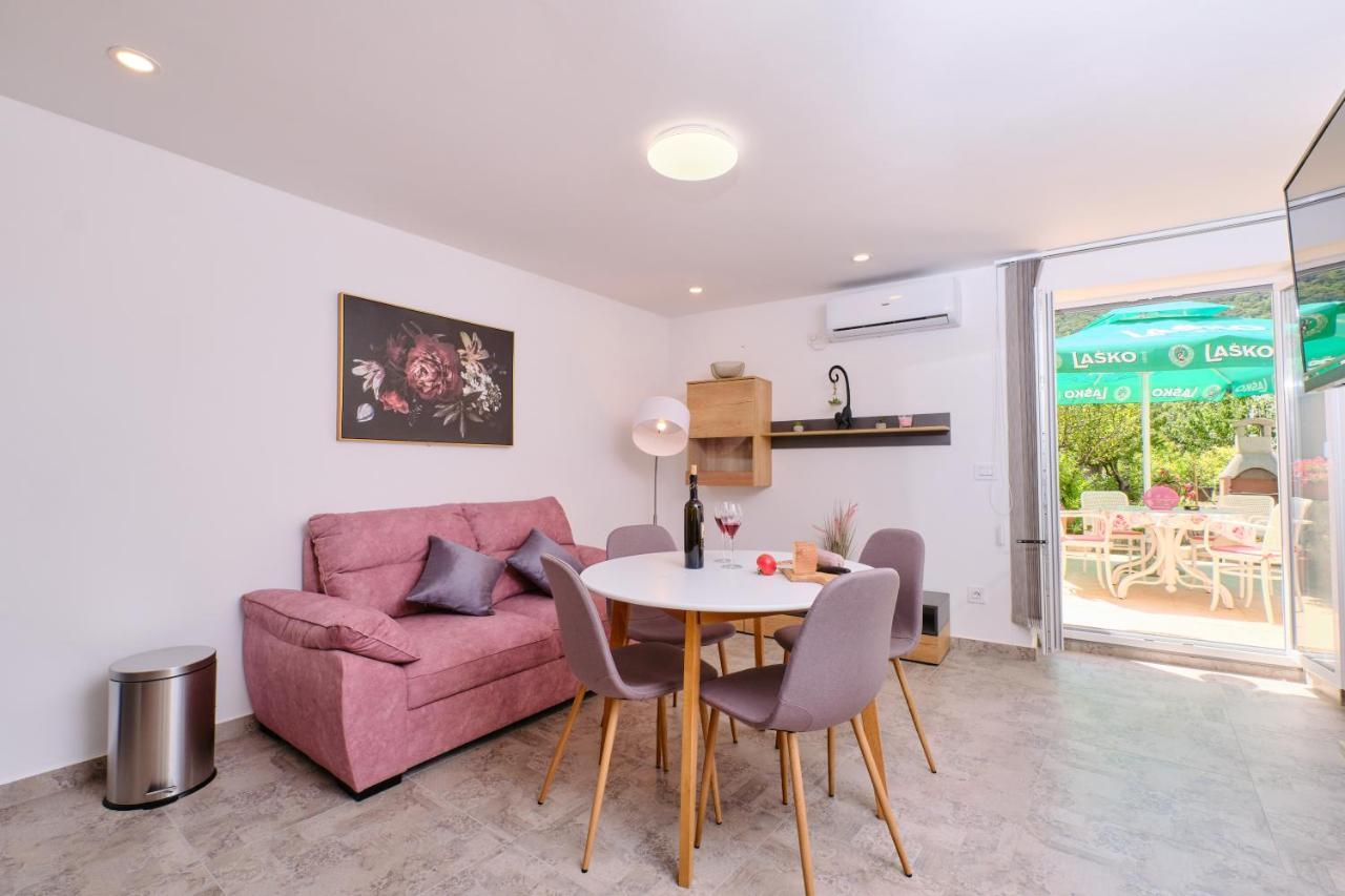 Apartment Kaleta Sveti Jakov Buitenkant foto