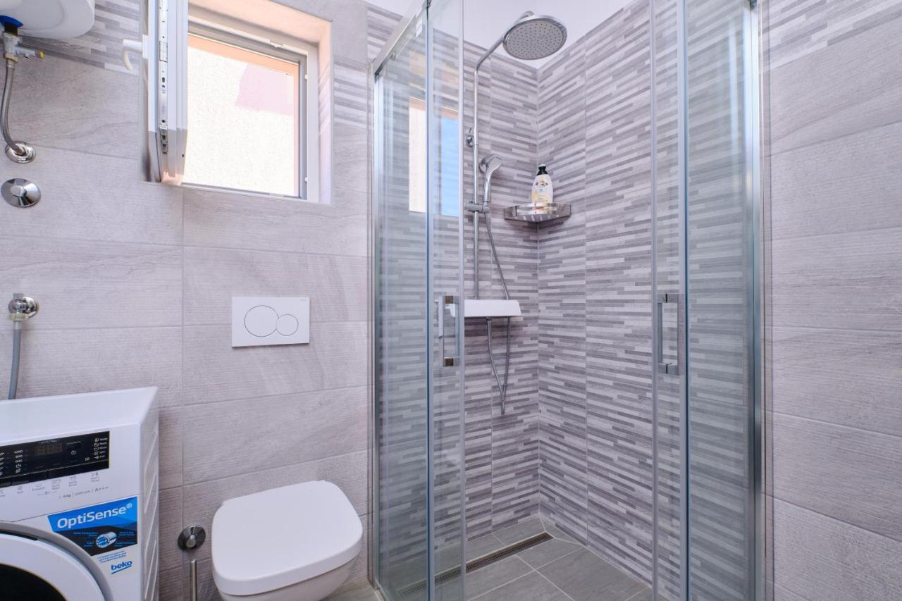 Apartment Kaleta Sveti Jakov Buitenkant foto