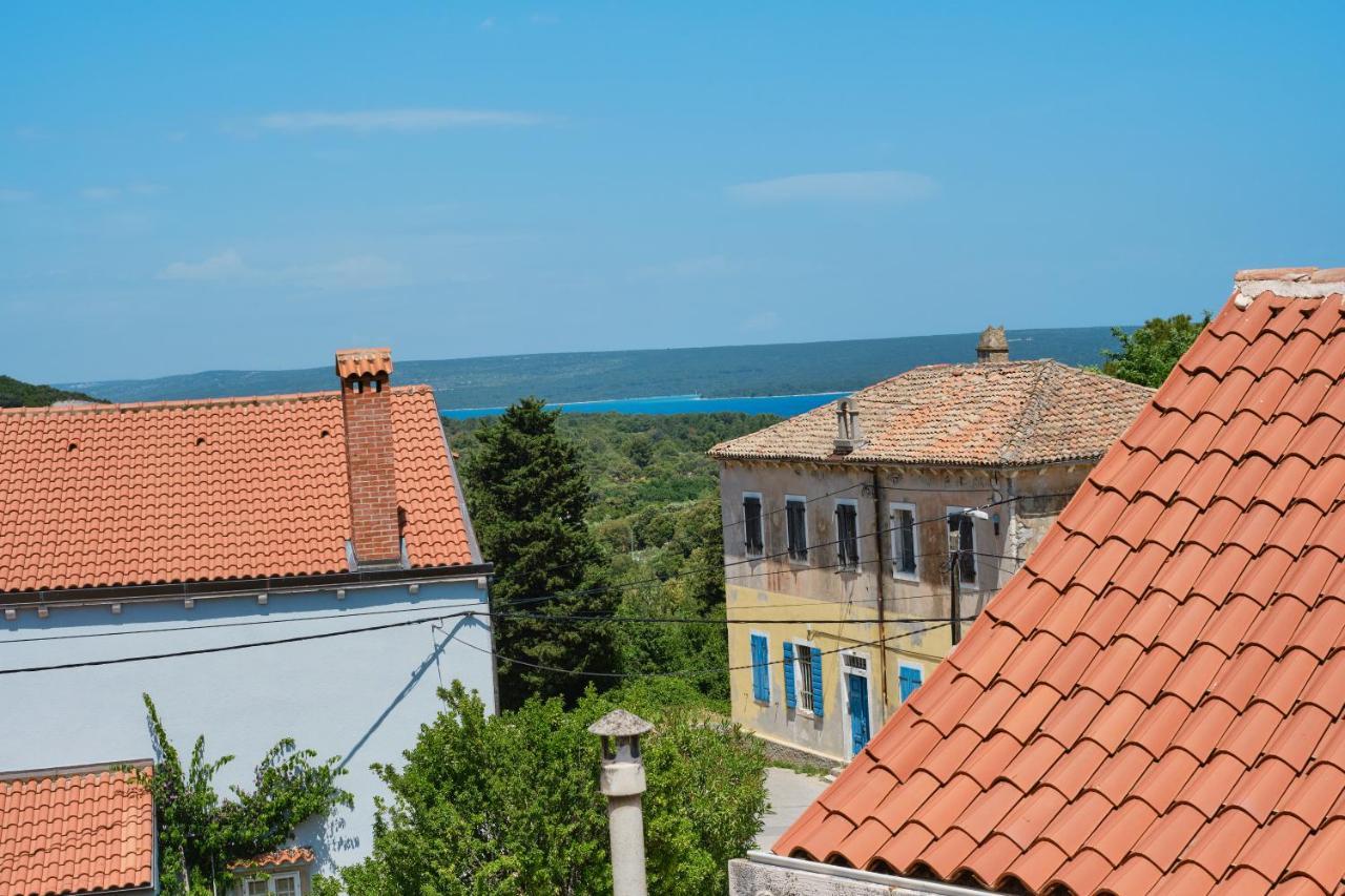 Apartment Kaleta Sveti Jakov Buitenkant foto
